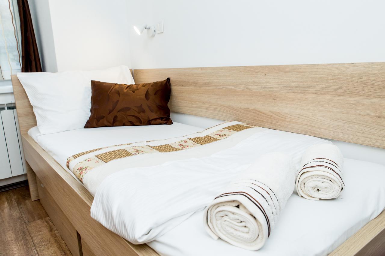 Guesthouse Bed 4 You Zagreb Bagian luar foto